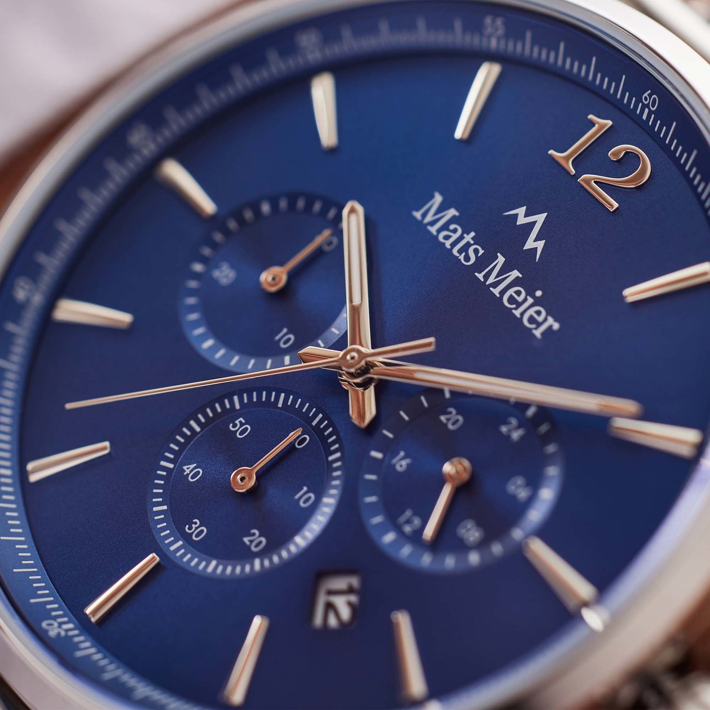 Grand Cornier montre chronographe bleu / maille couleur argent